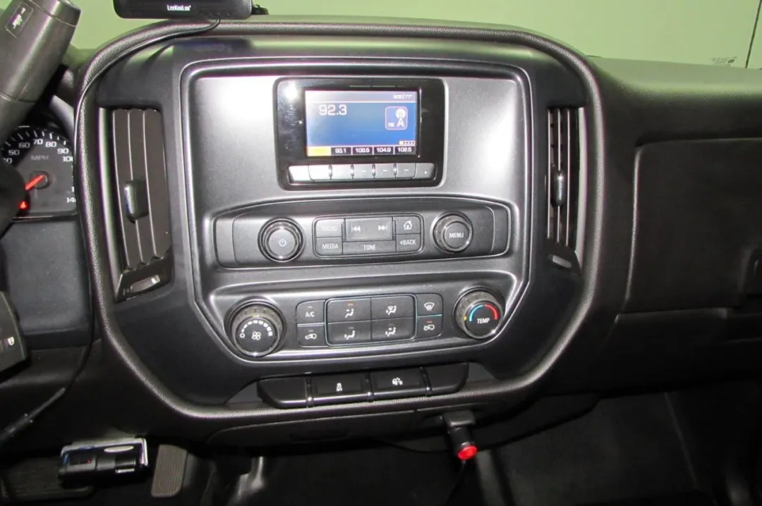 2014 Chevrolet Silverado 1500 - 1GCNCPEHXEZ150169 - Image #18