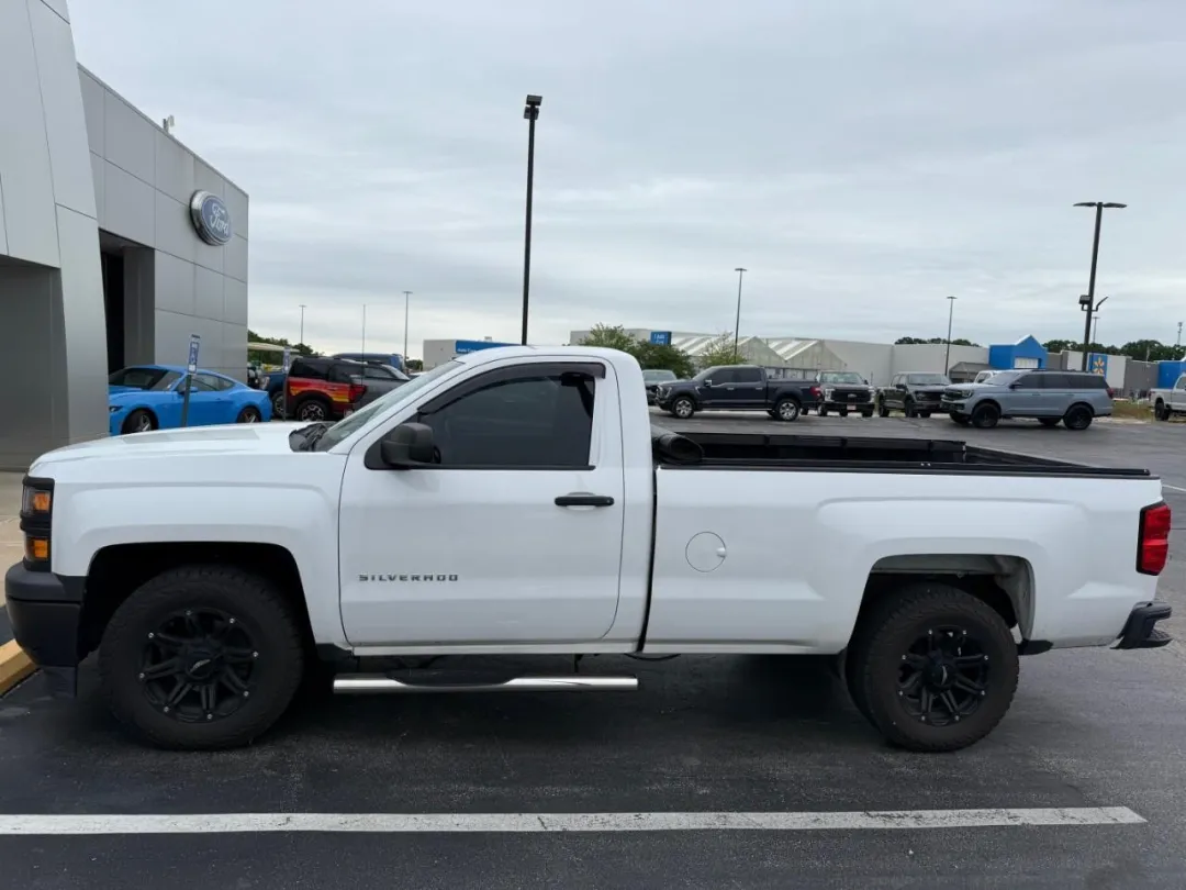 2014 Chevrolet Silverado 1500 - 1GCNCPEHXEZ150169 - Image #2