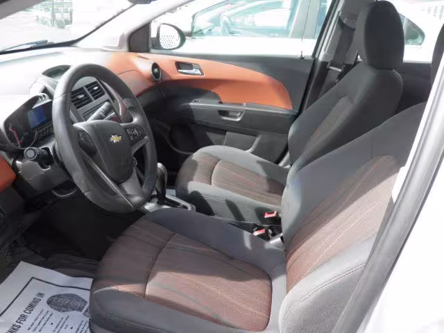 2014 Chevrolet Sonic - 1G1JC5SH2E4213262 - Image #3