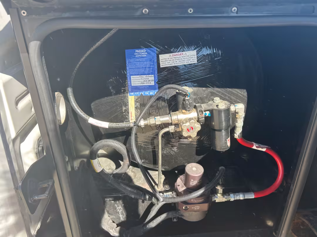 2014 Ford F-150 - 1FTMF1CM2EKD41707 - Image #17