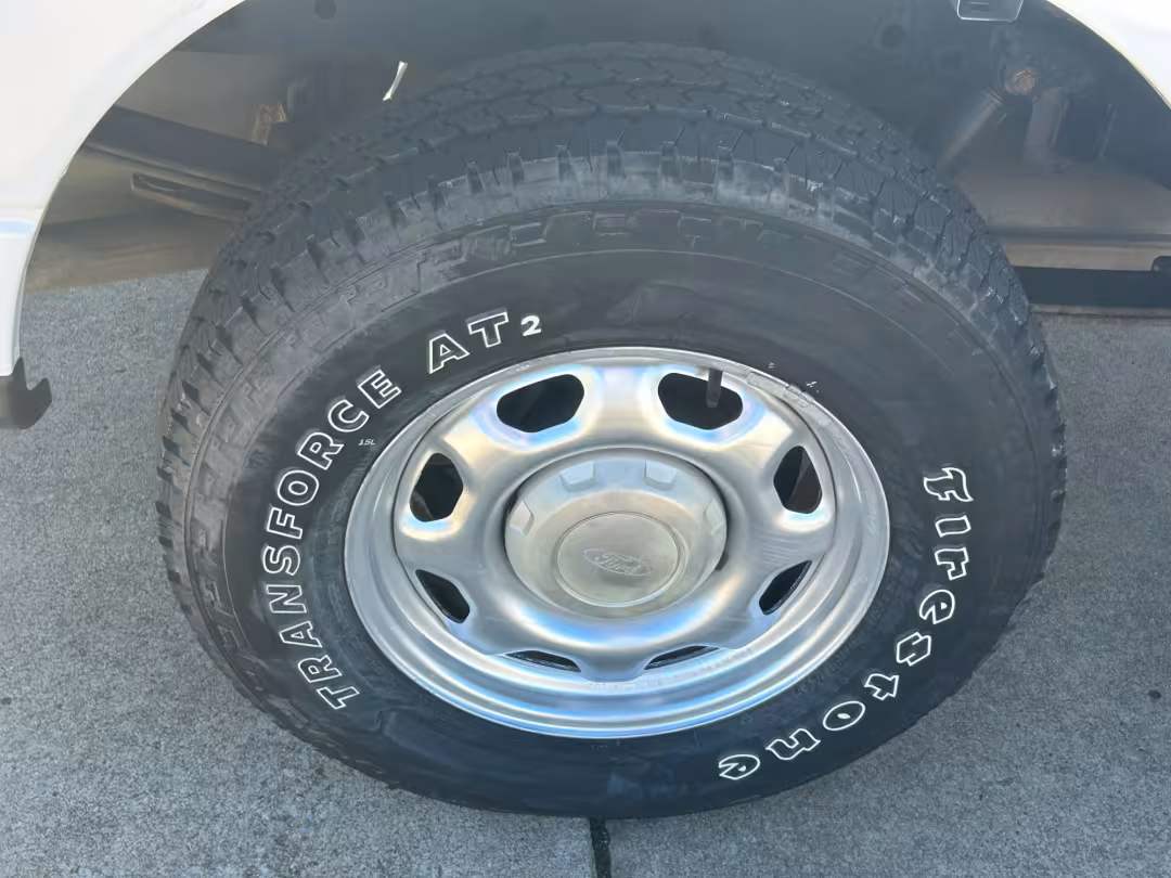 2014 Ford F-150 - 1FTMF1CM2EKD41707 - Image #26