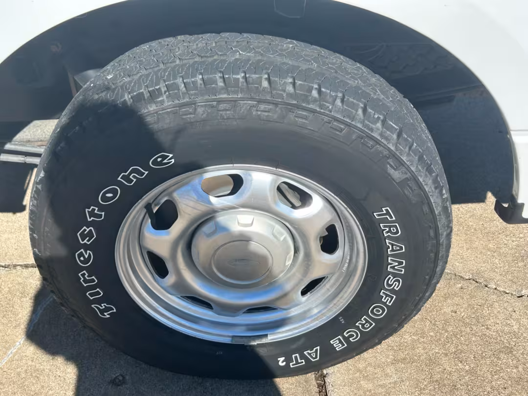 2014 Ford F-150 - 1FTMF1CM2EKD41707 - Image #27