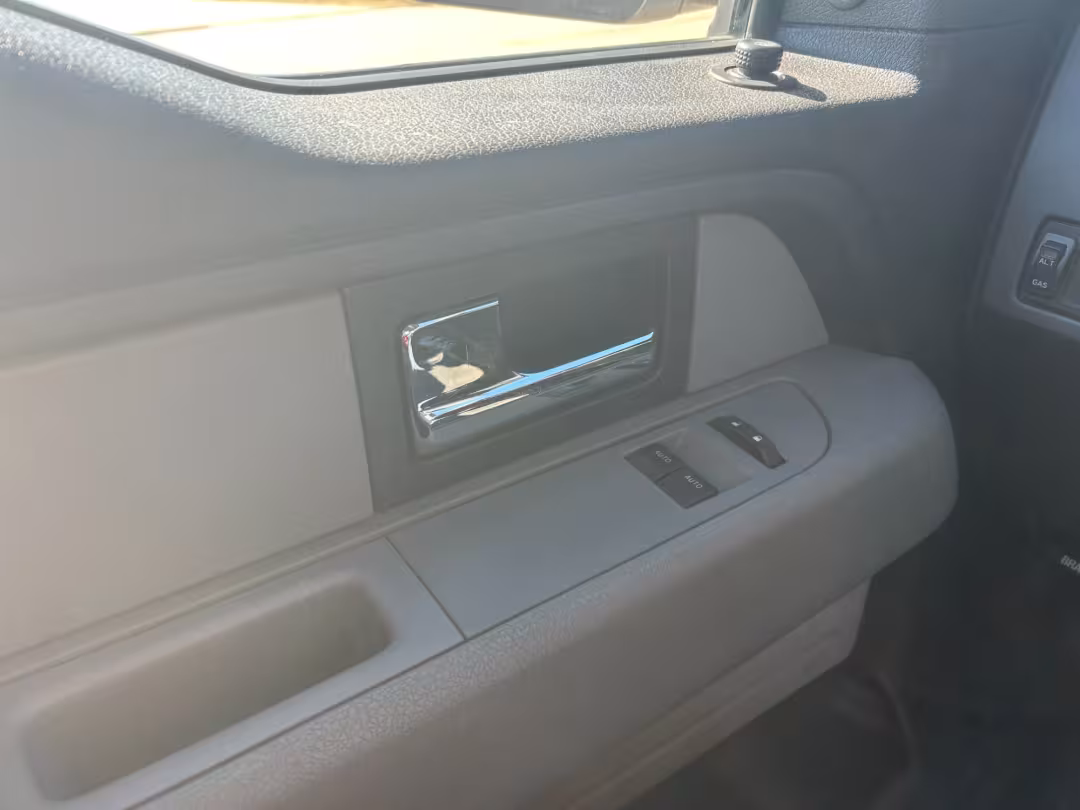 2014 Ford F-150 - 1FTMF1CM2EKD41707 - Image #8