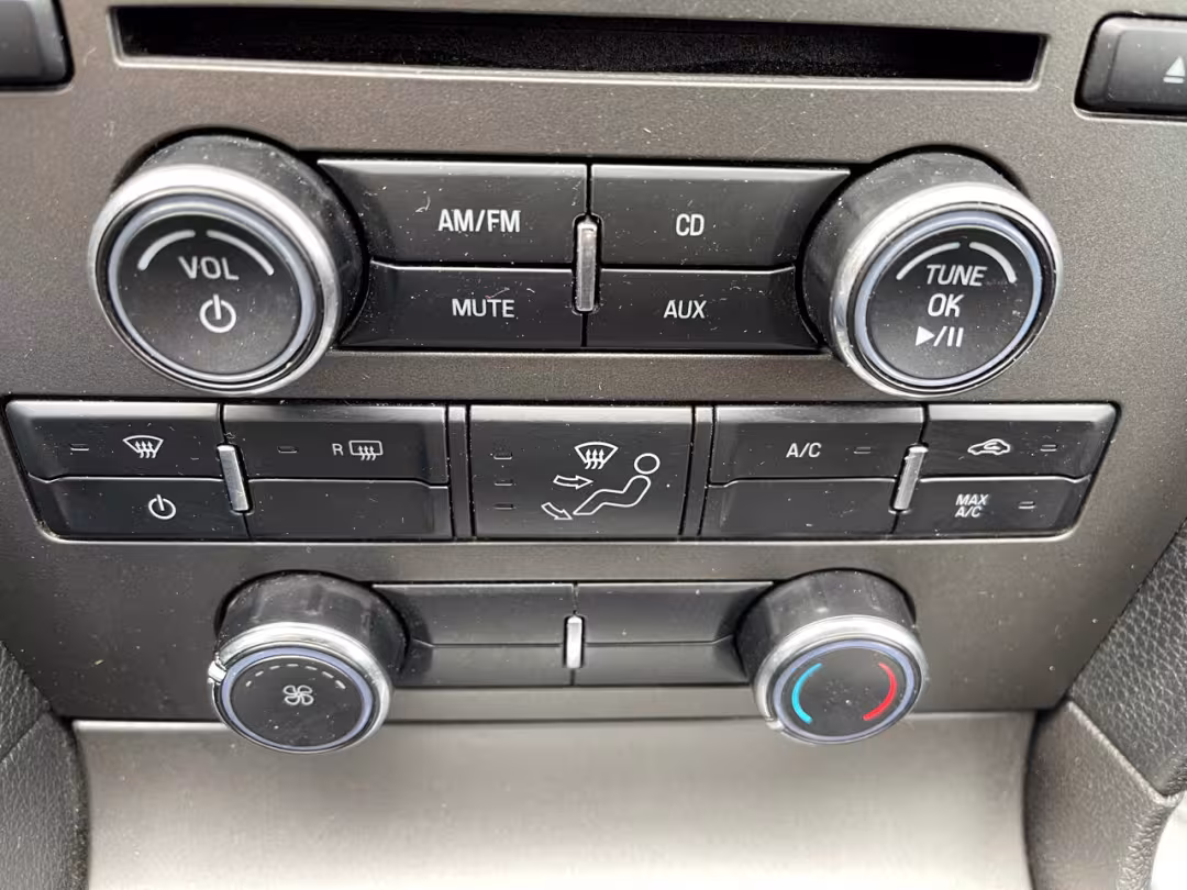 2014 Ford Mustang - 1ZVBP8AM1E5277199 - Image #18