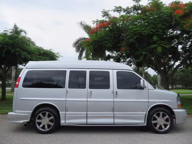 2014 GMC Savana - 1GDS8DC48E1163497 - Image #25