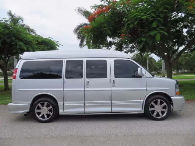 2014 GMC Savana - 1GDS8DC48E1163497 - Image #3