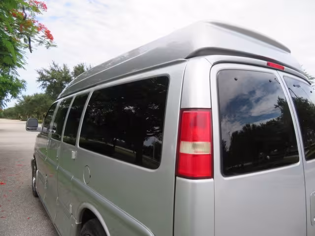 2014 GMC Savana - 1GDS8DC48E1163497 - Image #31