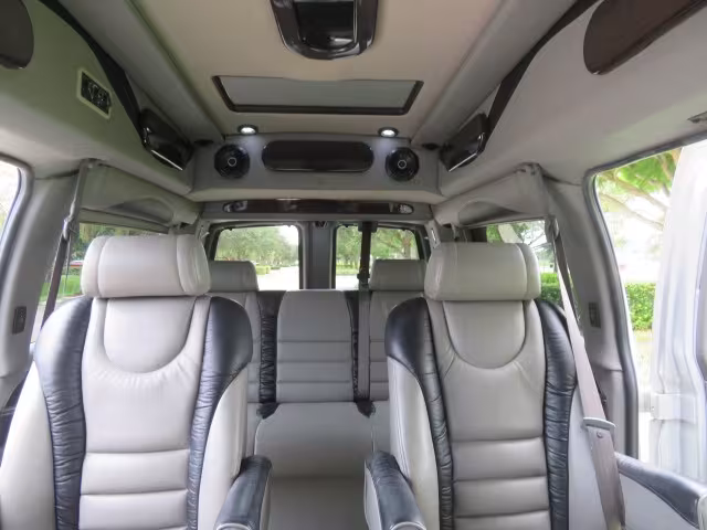 2014 GMC Savana - 1GDS8DC48E1163497 - Image #46