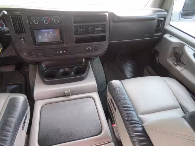 2014 GMC Savana - 1GDS8DC48E1163497 - Image #53