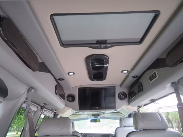 2014 GMC Savana - 1GDS8DC48E1163497 - Image #73