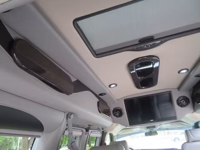 2014 GMC Savana - 1GDS8DC48E1163497 - Image #76