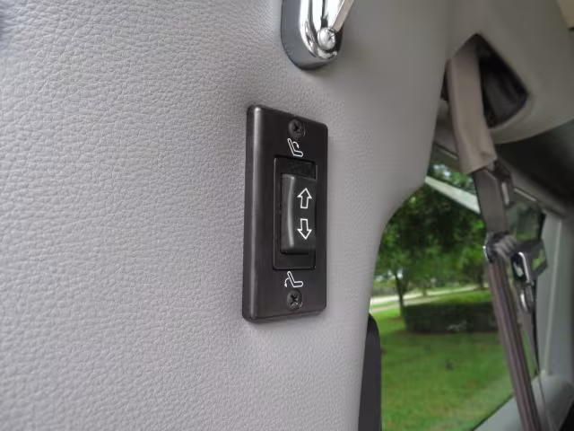 2014 GMC Savana - 1GDS8DC48E1163497 - Image #79