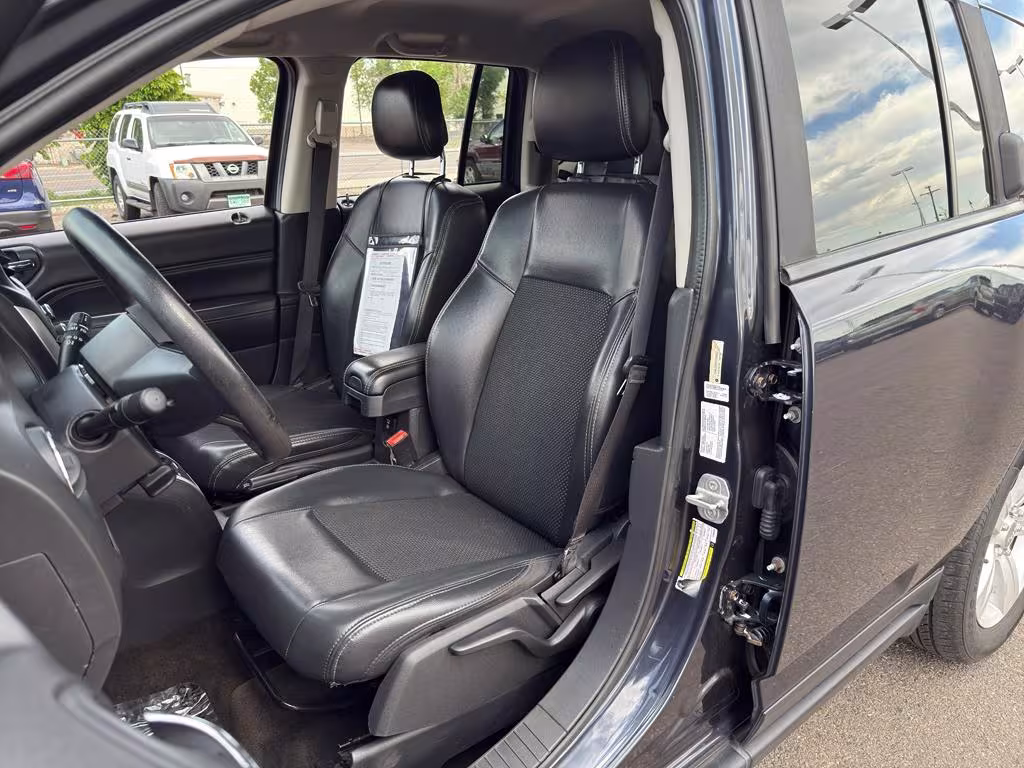 2014 Jeep Compass - 1C4NJDAB0ED566007 - Image #17
