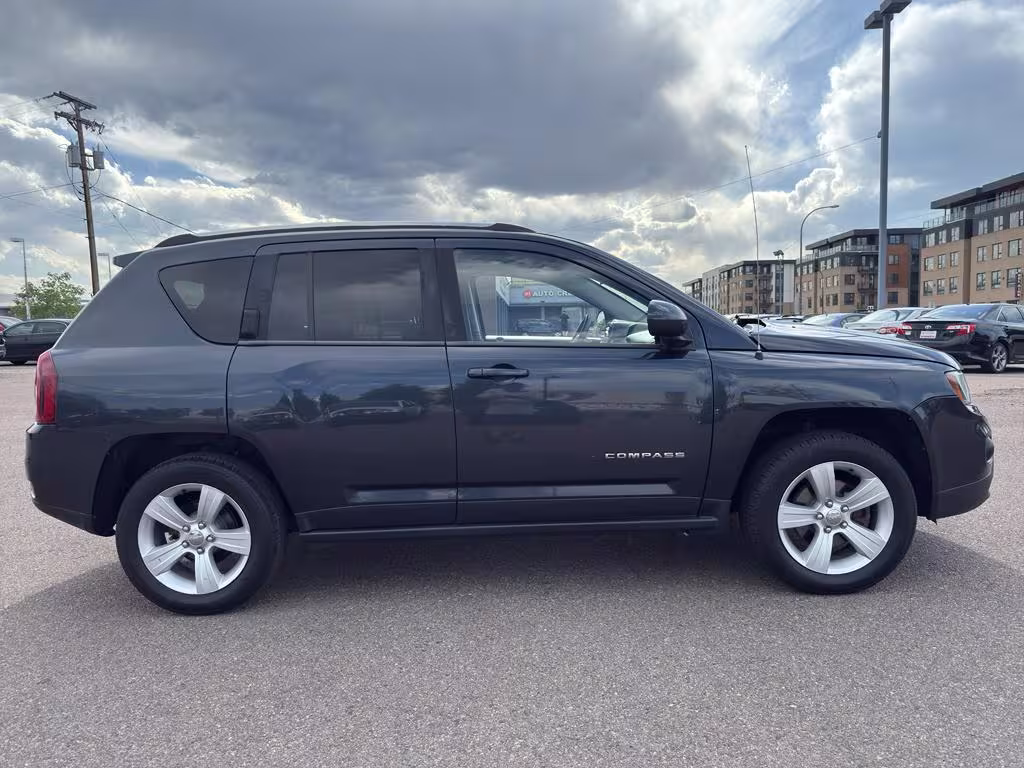2014 Jeep Compass - 1C4NJDAB0ED566007 - Image #4