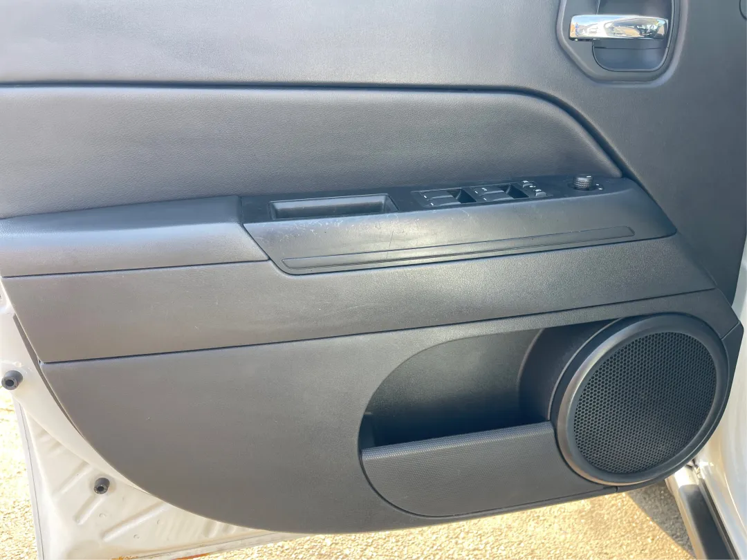 2014 Jeep Patriot - 1C4NJPFB0ED911627 - Image #18