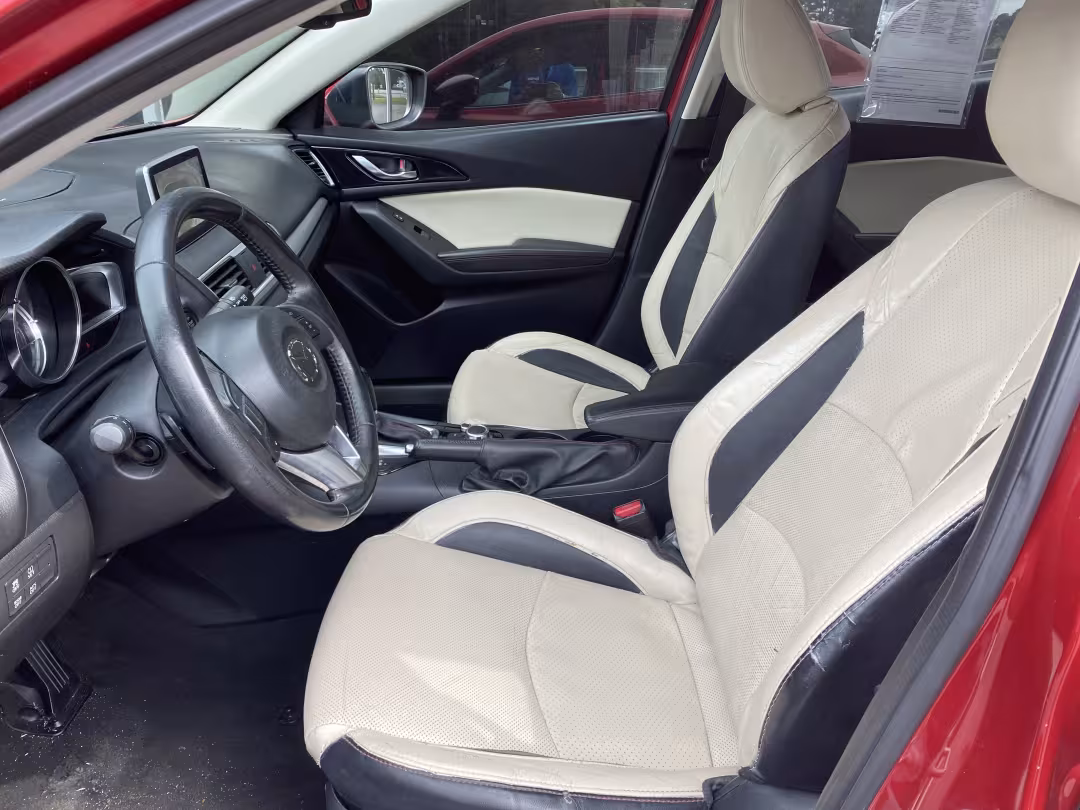 2014 Mazda Mazda3 - JM1BM1M30E1186891 - Image #9