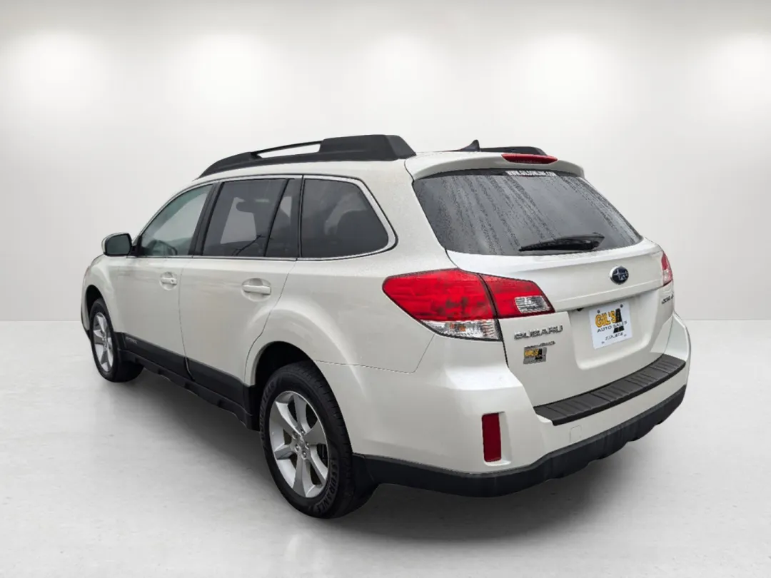 2014 Subaru Outback - 4S4BRCLC8E3261786 - Image #7