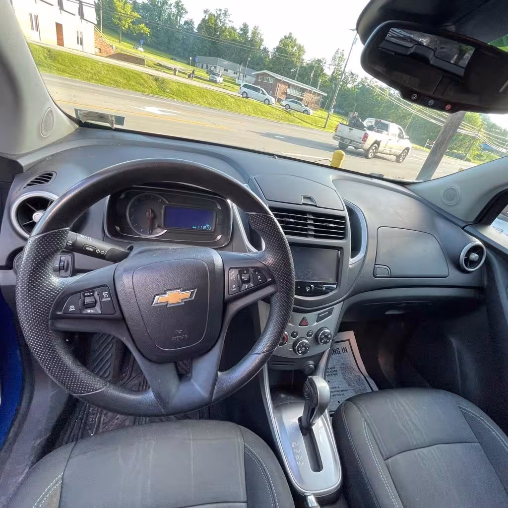 2015 Chevrolet Trax - KL7CJRSB5FB064395 - Image #9