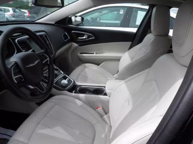 2015 Chrysler 200 - 1C3CCCCB1FN509453 - Image #1