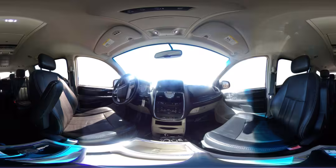 2015 Chrysler Town &amp; Country - 2C4RC1BG3FR537670 - Image #1