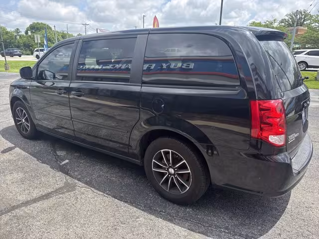 2015 Dodge Grand Caravan - 2C4RDGBG1FR517840 - Image #6
