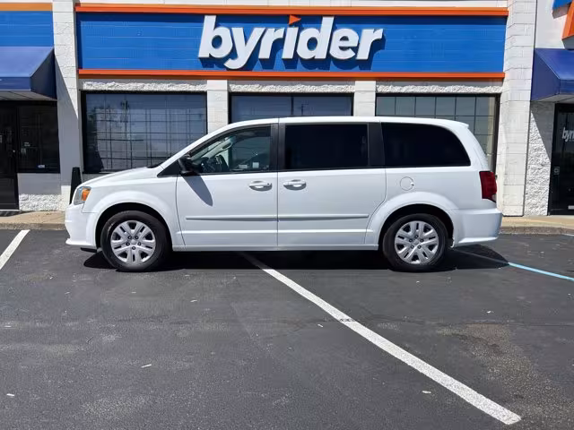 2015 Dodge Grand Caravan - 2C4RDGBG3FR660336 - Image #2