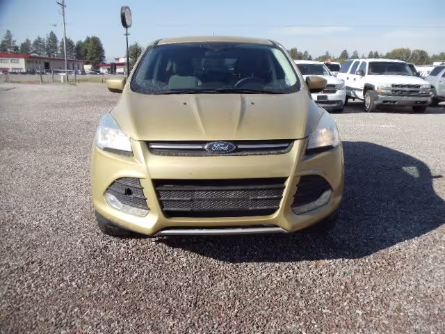 2015 Ford Escape - 1FMCU9G92FUC37662 - Image #1