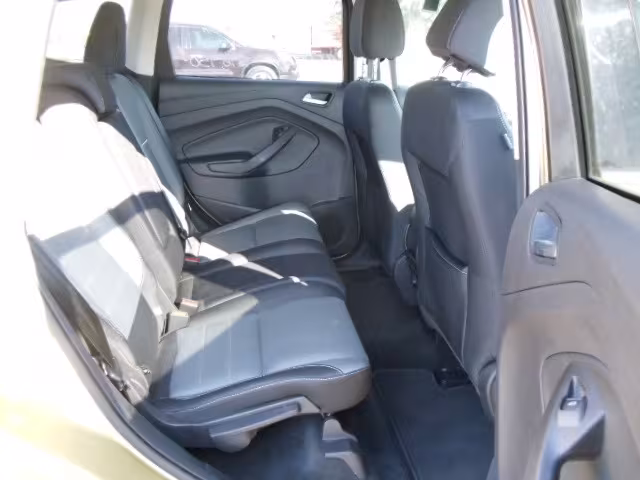 2015 Ford Escape - 1FMCU9G92FUC37662 - Image #10