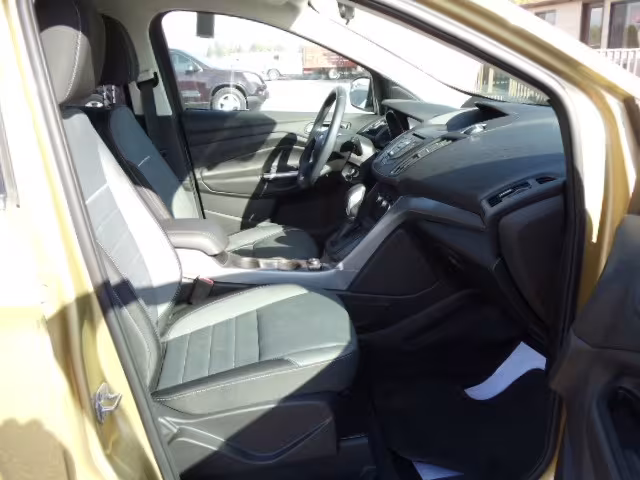 2015 Ford Escape - 1FMCU9G92FUC37662 - Image #9