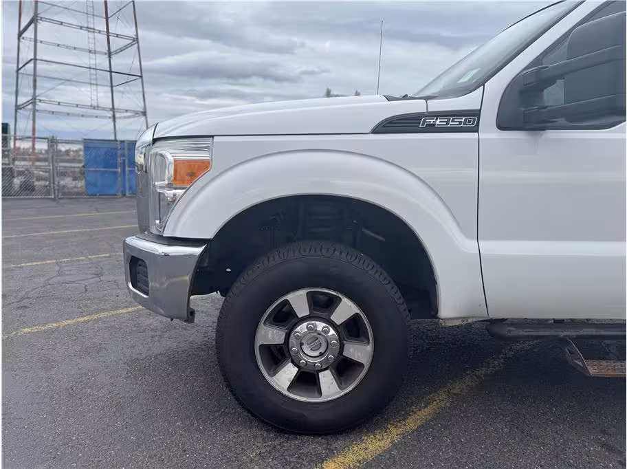 2015 Ford F-350 SD - 1FT8X3B65FEB53583 - Image #12