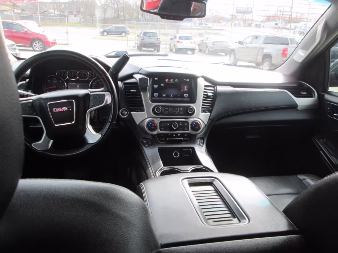 2015 GMC Yukon - 1GKS2BKC0FR517247 - Image #9