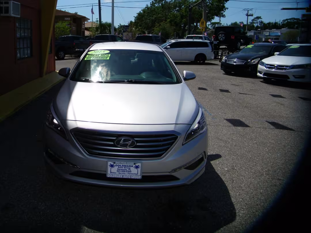 2015 Hyundai Sonata - 5NPE24AF9FH159458 - Image #1