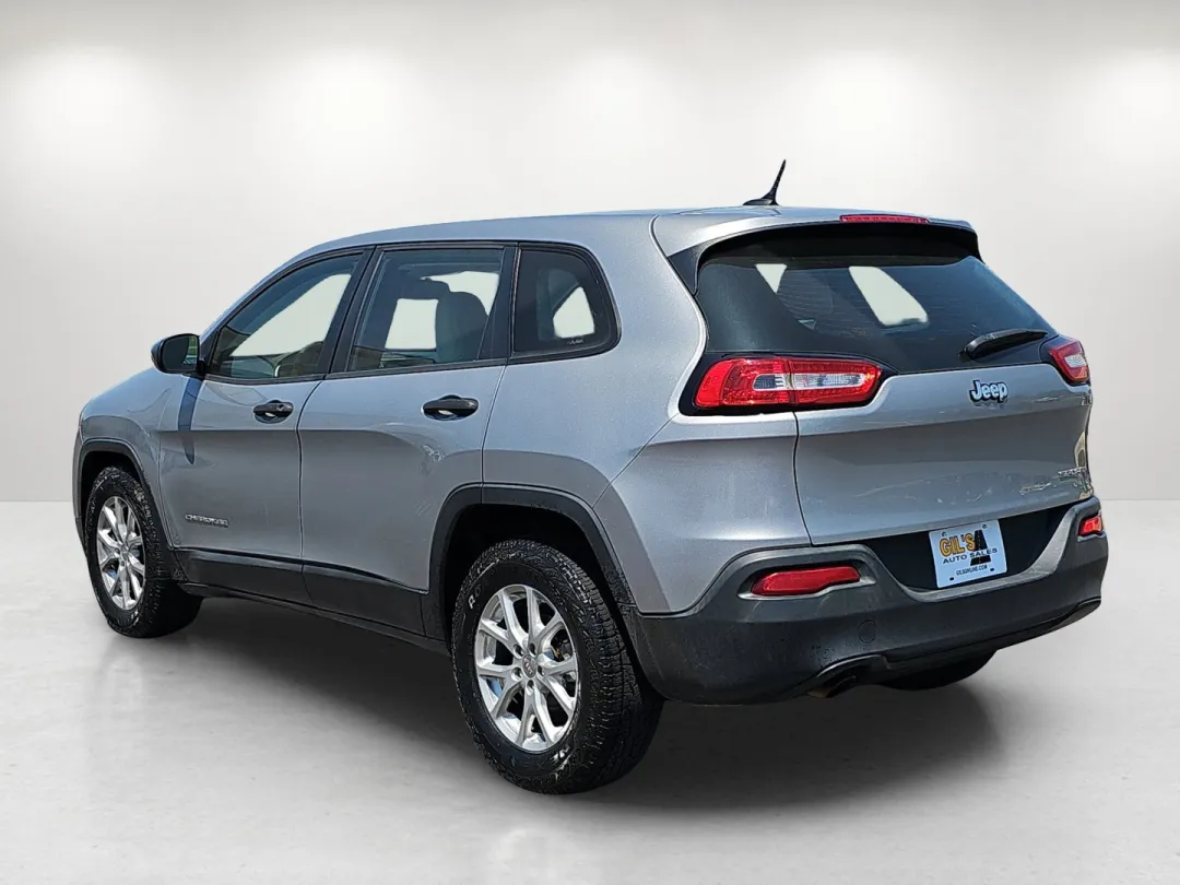 2015 Jeep Cherokee - 1C4PJLAB3FW584753 - Image #8
