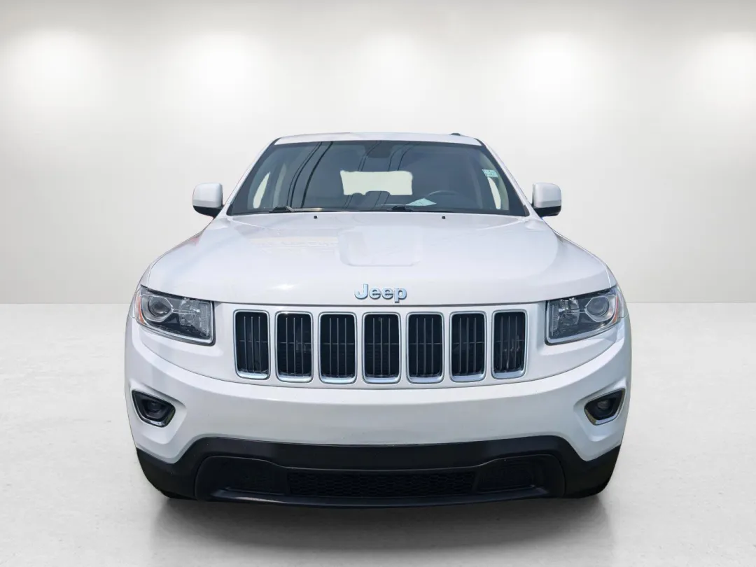 2015 Jeep Grand Cherokee - 1C4RJEAG2FC739858 - Image #2