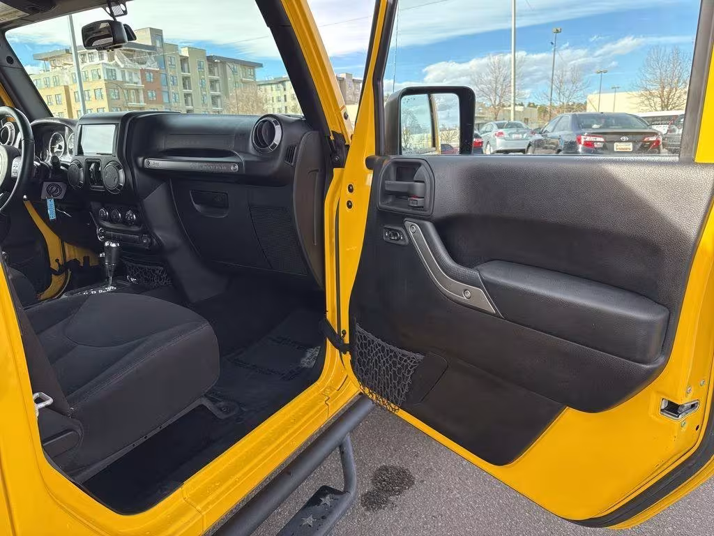 2015 Jeep Wrangler - 1C4BJWDGXFL545016 - Image #52