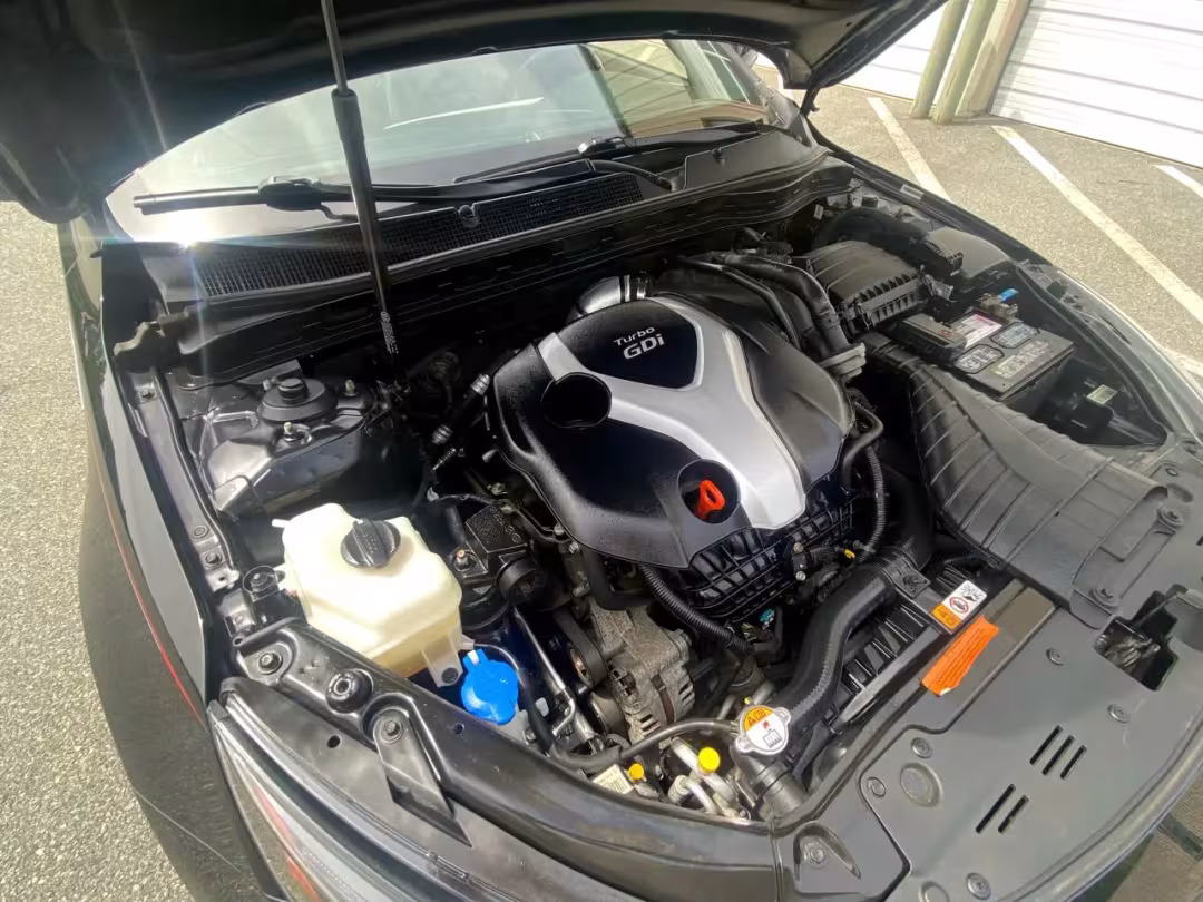 2015 Kia Optima - 5XXGR4A67FG363112 - Image #23