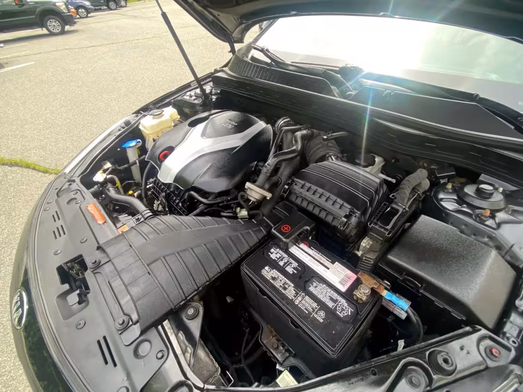 2015 Kia Optima - 5XXGR4A67FG363112 - Image #24