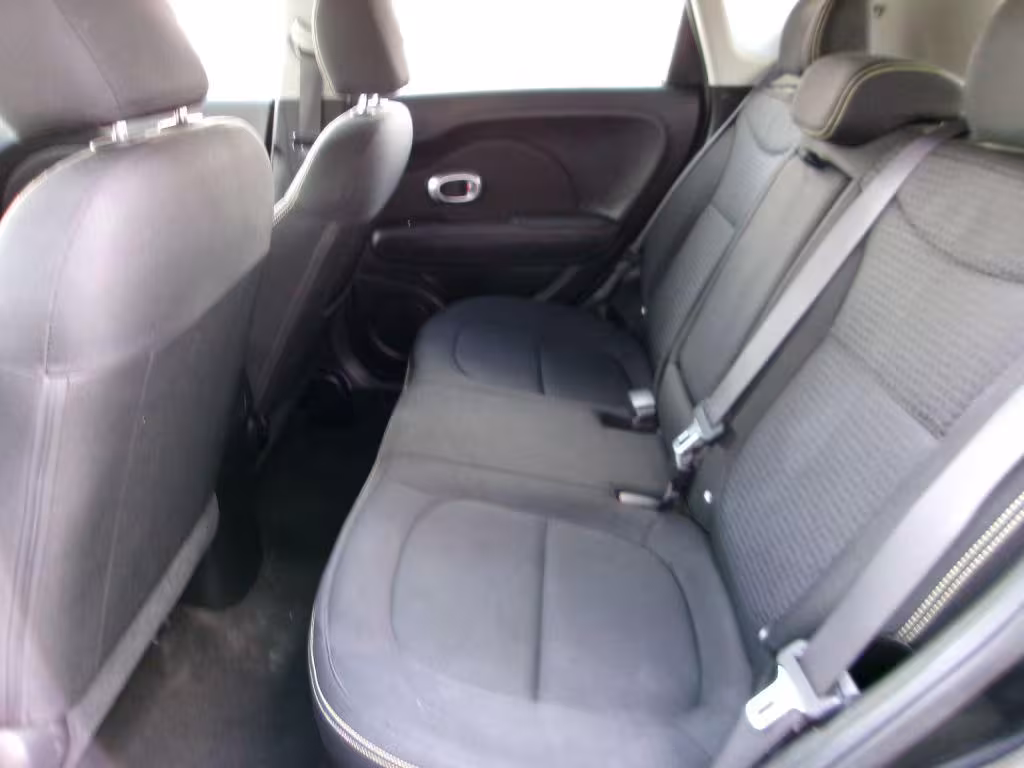 2015 Kia Soul - KNDJP3A53F7787943 - Image #11