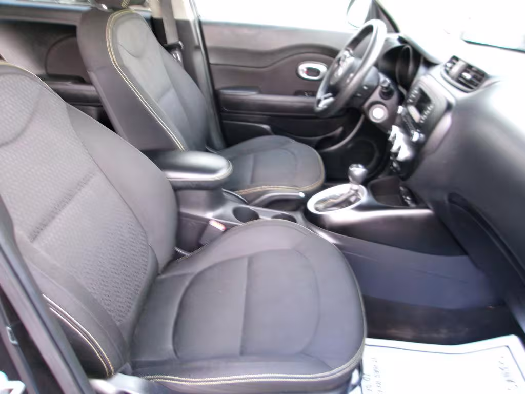 2015 Kia Soul - KNDJP3A53F7787943 - Image #16