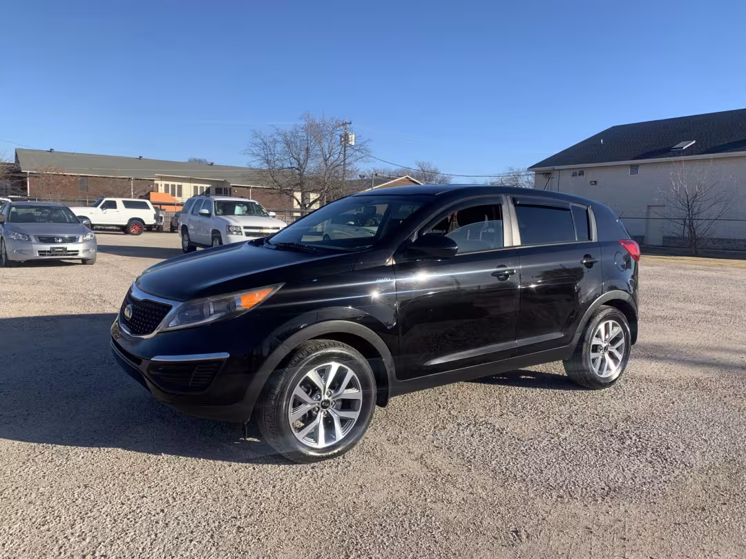 2015 Kia Sportage - KNDPBCAC9F7791003 - Image #2