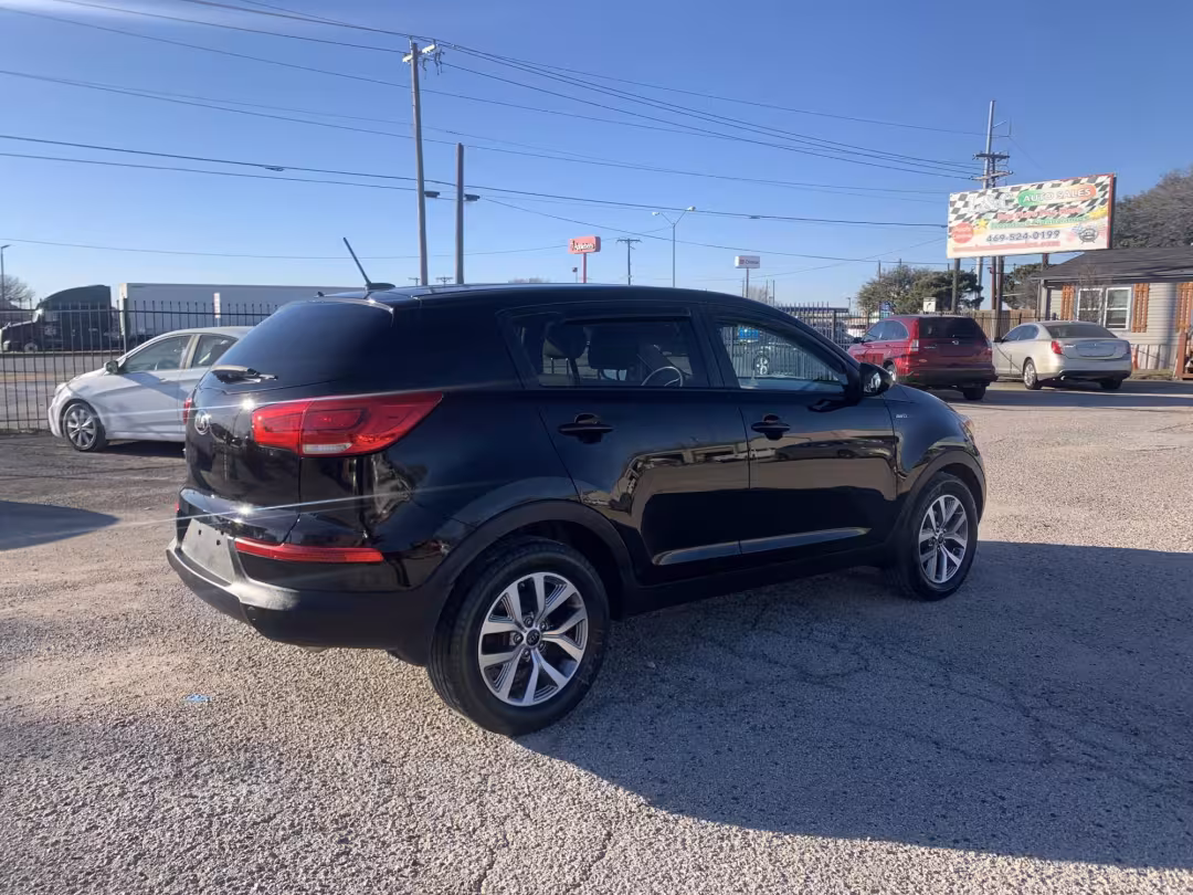 2015 Kia Sportage - KNDPBCAC9F7791003 - Image #5