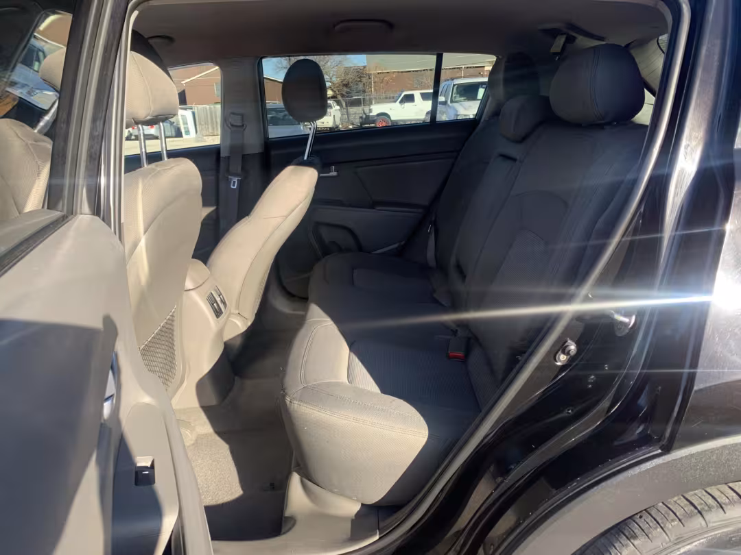 2015 Kia Sportage - KNDPBCAC9F7791003 - Image #7
