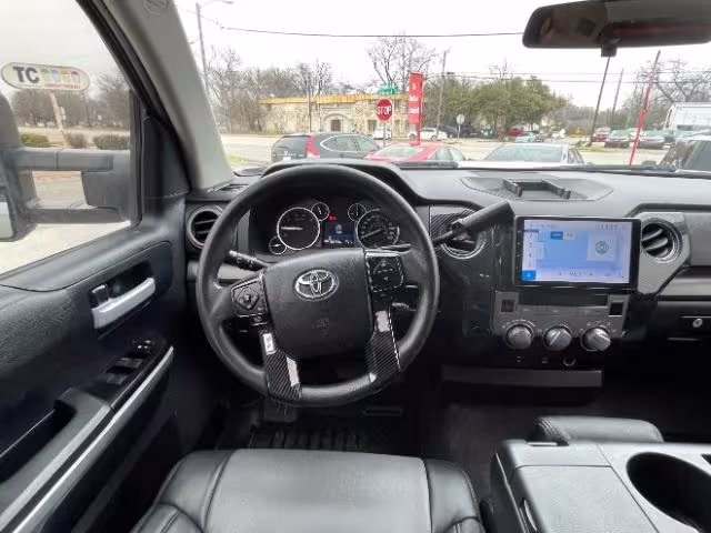 2015 Toyota Tundra - 5TFEM5F17FX092778 - Image #13