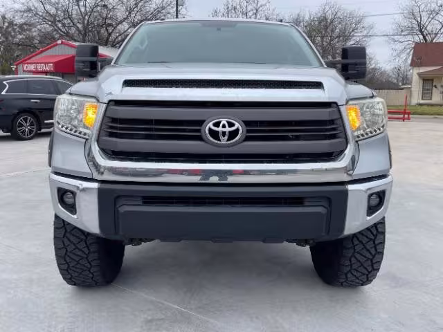 2015 Toyota Tundra - 5TFEM5F17FX092778 - Image #3