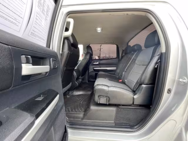 2015 Toyota Tundra - 5TFEM5F17FX092778 - Image #9