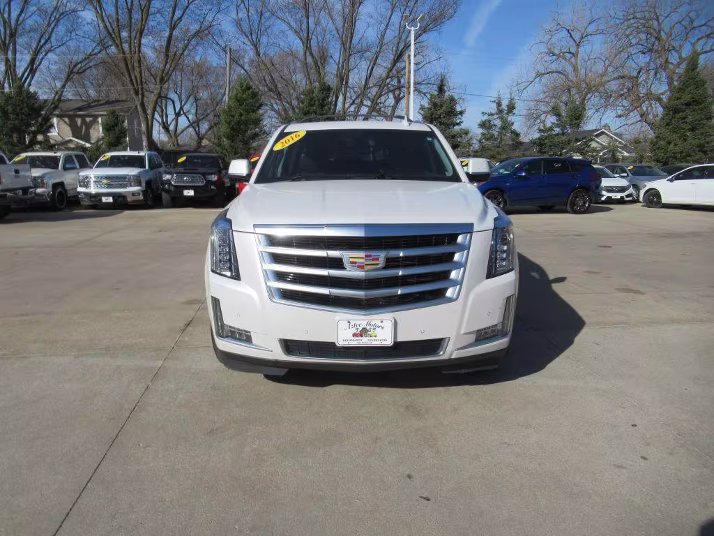2016 Cadillac Escalade - 1GYS4HKJ1GR188884 - Image #1