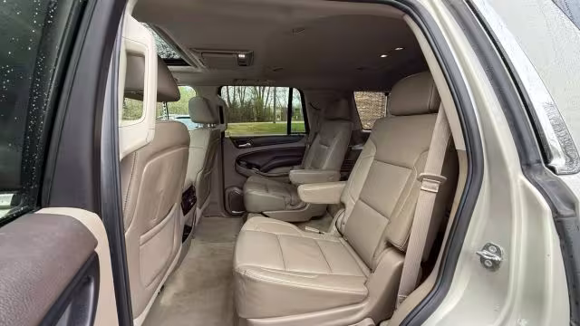 2016 Chevrolet Tahoe - 1GNSKCKCXGR136306 - Image #17
