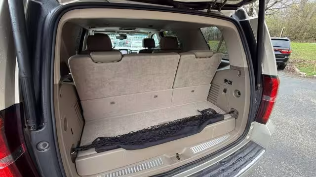 2016 Chevrolet Tahoe - 1GNSKCKCXGR136306 - Image #21