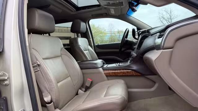 2016 Chevrolet Tahoe - 1GNSKCKCXGR136306 - Image #26
