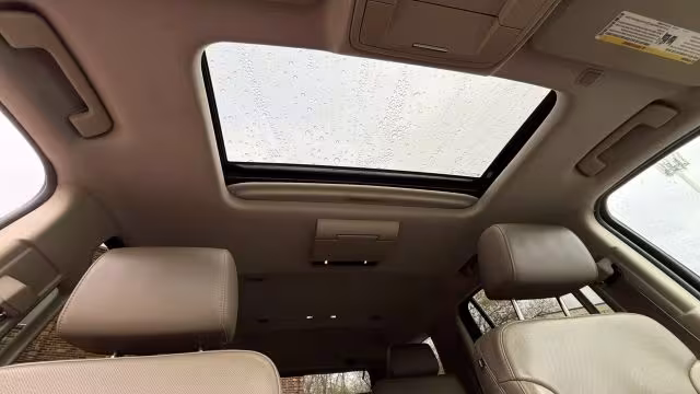 2016 Chevrolet Tahoe - 1GNSKCKCXGR136306 - Image #28